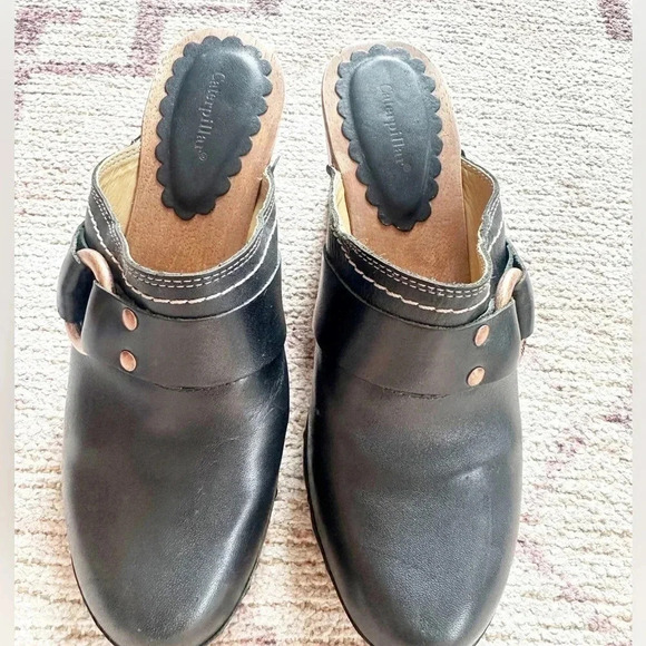 CAT• Wooden heeled slip on clogs - Picture 3 of 8